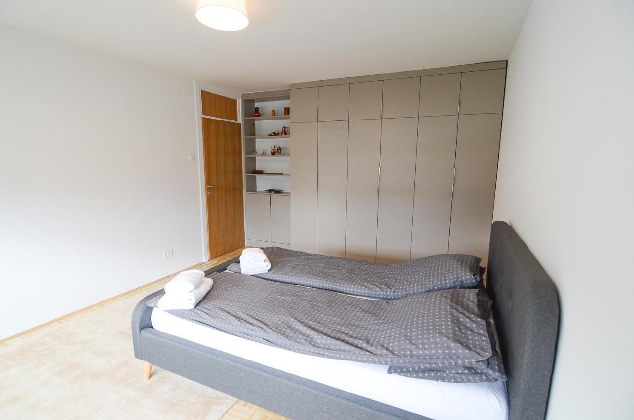 Sunset Square Apartment SJJ Buitenkant foto